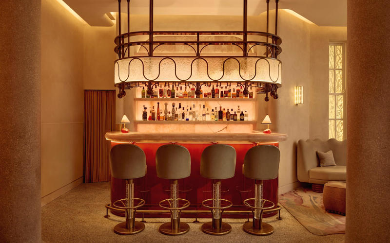 The best of the best, The Lanesborough, Knightsbridge, Brown’s Hotel, Mayfair, The Dorchester, Hyde Park, Still worth the splurge, The Goring, Belgravia, The Connaught, Mayfair, Claridge’s, Mayfair, The Peninsula London, Hyde Park, Great – but some big niggles, The Beaumont, Mayfair, Raffles London at the OWO, Whitehall, Shangri-La the Shard, London Bridge, Rosewood London, Holborn, Should do better, Mandarin Oriental Hyde Park, Knightsbridge, The Langham, Marylebone, Corinthia London, Whitehall, The Savoy, Strand, Hotel Café Royal, Piccadilly