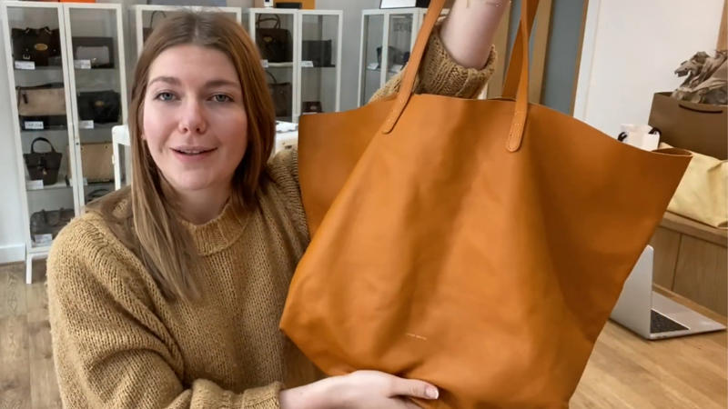 15. Mansur Gavriel Everyday Soft Leather Tote 1. Cuyana System Zipper Tote, 2. MZ Wallace Medium Metro Tote, 3. Telfar Shopping Tote, 4. L.L.Bean Boat And Tote Zip-Top, 5. Kate Spade Nylon Tote, 6. Charles & Keith Tote Bag, 7. Quince Italian Leather Triple Compartment Tote, 8. Calpak Luka Large Tote, 9. Madewell The Essential Bucket Tote, 10. Freja NYC The Tall Tote, 11. Bellroy Tokyo Tote, 12. Sézane Mara Bag, 13. The Row Mesh Market Tote, 14. Kaai Midi Pyramid Tote, 15. Mansur Gavriel Everyday Soft Leather Tote, 16. Bottega Veneta Andiamo Tote, 17. Miu Miu Ivy Leather Tote, 18. Bao Bao Issey Miyake Prism Tote, 19. Aspinal Of London Regent Tote, 20. Tory Burch Perry Bombe