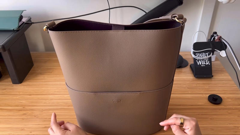 10. Freja NYC The Tall Tote 1. Cuyana System Zipper Tote, 2. MZ Wallace Medium Metro Tote, 3. Telfar Shopping Tote, 4. L.L.Bean Boat And Tote Zip-Top, 5. Kate Spade Nylon Tote, 6. Charles & Keith Tote Bag, 7. Quince Italian Leather Triple Compartment Tote, 8. Calpak Luka Large Tote, 9. Madewell The Essential Bucket Tote, 10. Freja NYC The Tall Tote, 11. Bellroy Tokyo Tote, 12. Sézane Mara Bag, 13. The Row Mesh Market Tote, 14. Kaai Midi Pyramid Tote, 15. Mansur Gavriel Everyday Soft Leather Tote, 16. Bottega Veneta Andiamo Tote, 17. Miu Miu Ivy Leather Tote, 18. Bao Bao Issey Miyake Prism Tote, 19. Aspinal Of London Regent Tote, 20. Tory Burch Perry Bombe