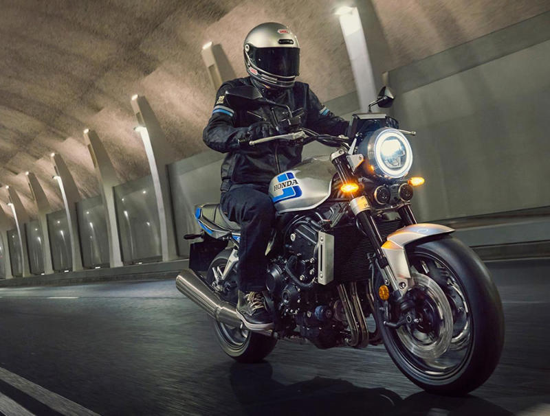 ホンダ「CB1000F」「CB1000F SE」の概要, ホンダ「CB1000F」「CB1000F SE」のカラー・人気投票, ホンダ「CB1000F」「CB1000F SE」の主なスペック、燃費、価格, ホンダ「CB1000F」「CB1000F SE」の動画、写真, ホンダ「CB1000F」「CB1000F SE」のおすすめ関連記事