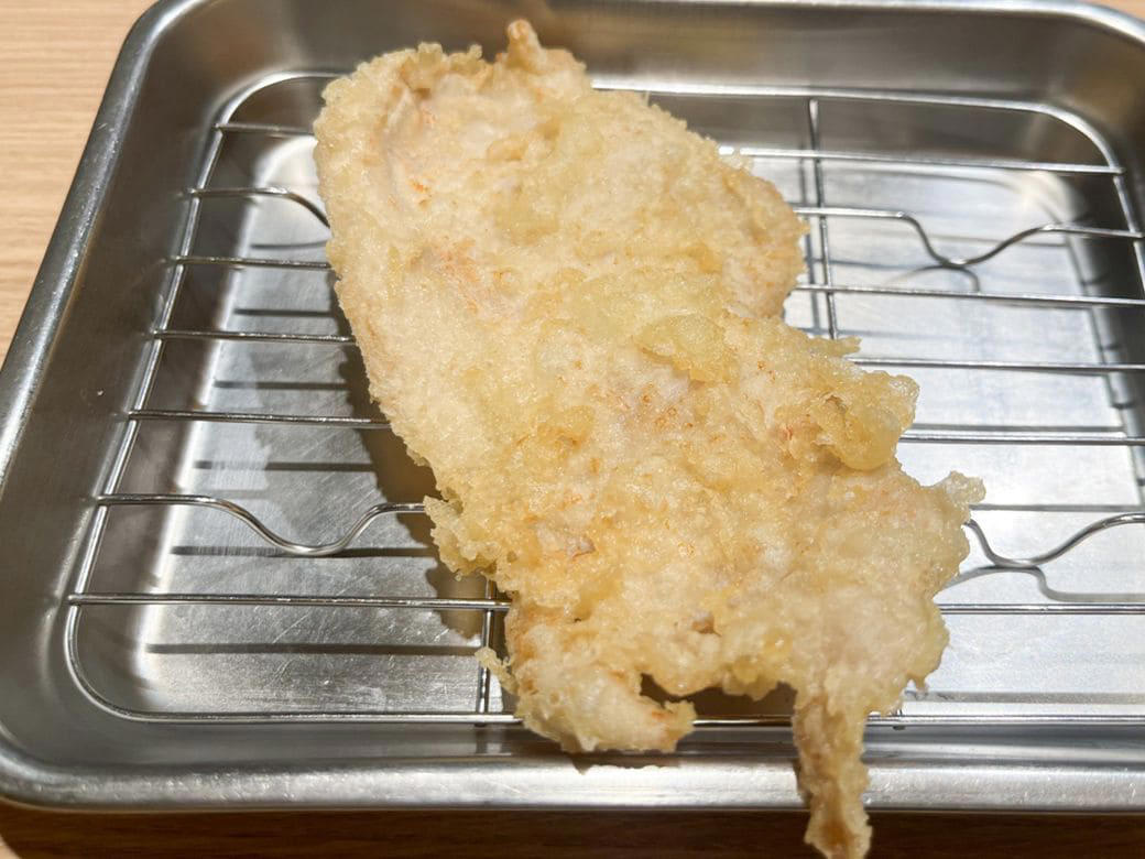 並んででも食べたい！福岡のソウルフード, 刺身級の新鮮さ！無料サービスのいか塩辛が大人気, 揚げたてのサクサクが食べられる！, 素材のよさが人気の理由, 時間に余裕を持って訪店したい