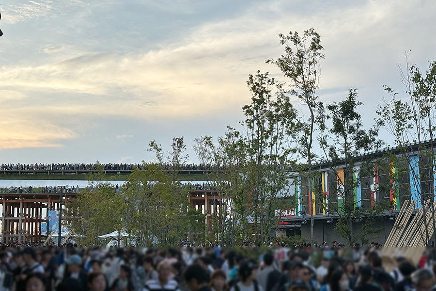 ■ 開幕初日も夜はガラガラだった「４月」, ■ ＧＷ中も今より半分で空いてた「５月」, ■ 短い梅雨→急な猛暑でまだ空いてた「６月」, ■ 来場者数の「潮目」が変わったのは？, ■ ４〜１０月まで「フランス館」＆「アメリカ館」前を定点観測