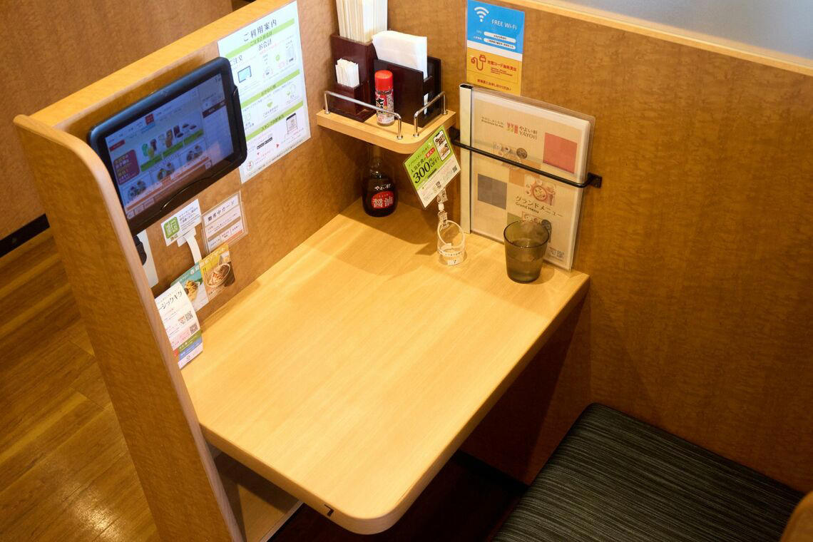 おかずを主役にするご飯を提供, おかわり無料の歴史, かつて「おかわり有料化」で反発も, おかわり継続をどうやって続けている？, セルフ型の店舗やスイーツの提供も, やよい軒らしいボリューム満点のスイーツ