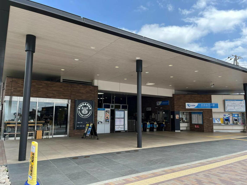 作品の原点といえば…栃木県「岩舟駅」, 『コスモナウト』のすべてが詰まった「種子島」, 世界に、そして宇宙に開かれた場所, 東京・小田急線沿線で描かれた「切ないシーン」, 新海作品の「聖地」に選ばれるということ