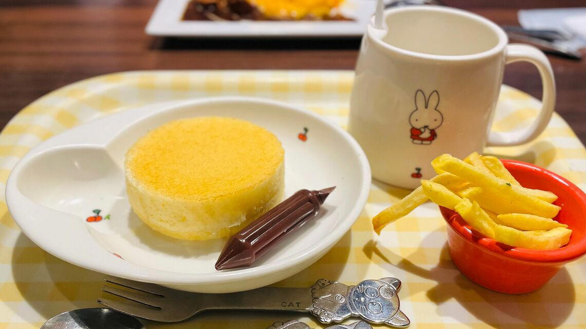 個室でまわりを気にせずランチ, 星乃珈琲店といえばパンケーキ, 親子2人でランチをした場合の予算感は, 某大人気喫茶チェーンとは一線を画す「強み」