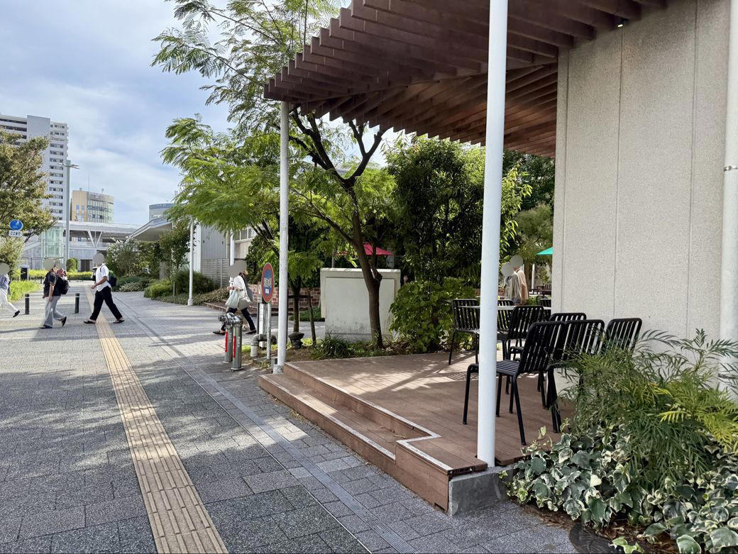 湘南の人々の憩いの場, 「サーキットモール」だから歩いても疲れない, 他の商業施設にはない心遣い, 街を取り込み、街とつながる, 湘南スポットとして魅力を高めた辻堂
