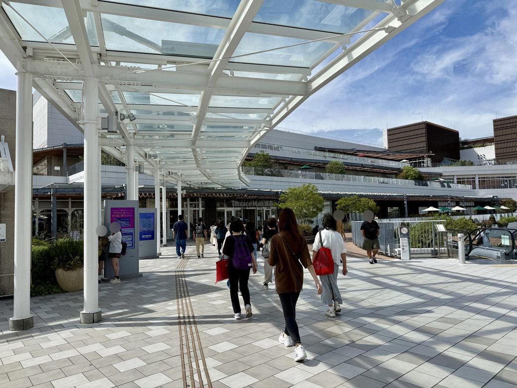 湘南の人々の憩いの場, 「サーキットモール」だから歩いても疲れない, 他の商業施設にはない心遣い, 街を取り込み、街とつながる, 湘南スポットとして魅力を高めた辻堂