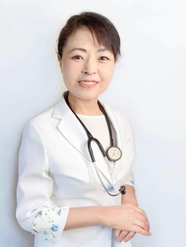 結婚と出産を経験しながら7浪→53歳で医師になる, 地元・島根を出て“救われた”短大時代, 両親と向き合い、医師を目指す, 上の子が3歳くらい、2番目の子も妊娠中の浪人時代, 学ぶことがすごく楽しかった, 子どもも産みたかったし、医師にもなりたかった