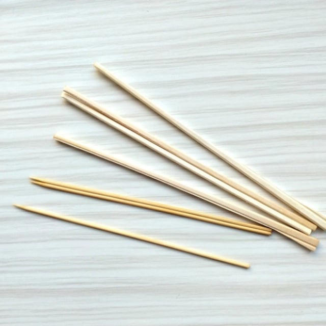 尖ったごみ、どう捨てていますか？, 使用済みの油の容器を活用する方法, 実際に試してみた, 尖ったモノのゴミ出しが簡単に