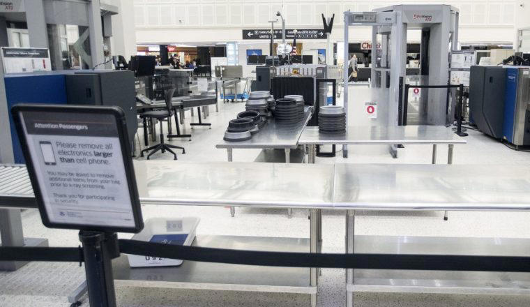 What is EES?, When does it start and what is the roll-out schedule?, How does it work?, Which countries will have EES?, Where will it start first?, Which airports will it be rolled out in?, Will it be rolled out for cruises?, Will I be asked questions at the border?, Are there any more changes to border rules?