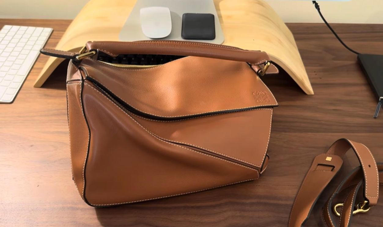 Bags That Pay You Back, Hermès Birkin (Original Prototype), Fendi Baguette, Louis Vuitton Speedy / Monogram Vintage, Dior Lady Dior (Vintage), Dior Saddle Bag, Gucci Horsebit / GG Monogram Vintage, Bottega Veneta Intrecciato (Vintage), YSL (Saint Laurent) Vintage, Prada Nylon (early), Céline Classic Box / Vintage Céline, Loewe Puzzle (Early Editions), Chanel Baguette (Vintage), Hermès Constance (Vintage), Chanel Boy Bag (Vintage), Chanel Double Flap (Vintage), Hermès ‘Himalaya’ Croc / Exotic Editions, Louis Vuitton x Supreme Collaboration, Balenciaga Le City (Vintage), Gucci Bamboo Handle Bag, Chanel Vintage Flap (Mini / Jumbo / Mid), Louis Vuitton Noé (Vintage)