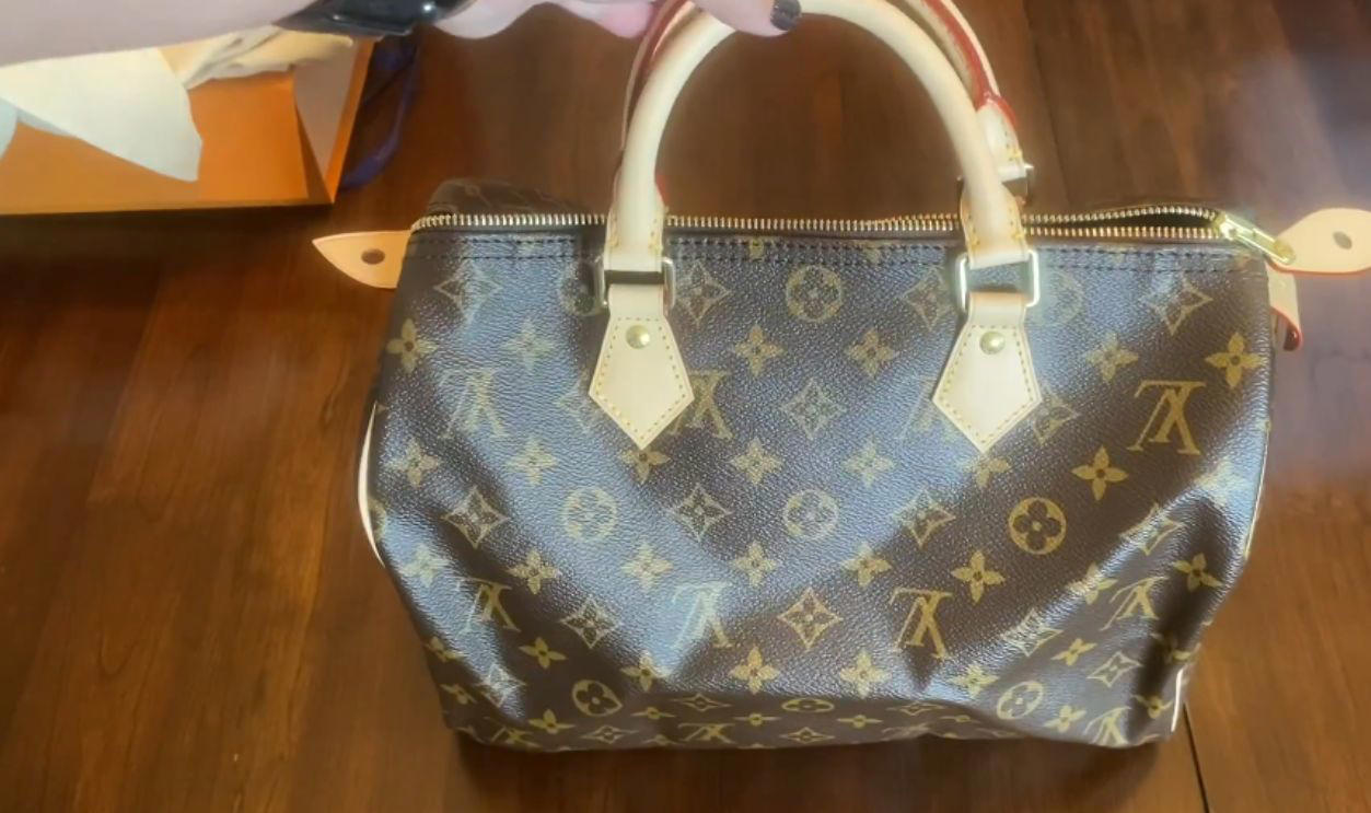 Bags That Pay You Back, Hermès Birkin (Original Prototype), Fendi Baguette, Louis Vuitton Speedy / Monogram Vintage, Dior Lady Dior (Vintage), Dior Saddle Bag, Gucci Horsebit / GG Monogram Vintage, Bottega Veneta Intrecciato (Vintage), YSL (Saint Laurent) Vintage, Prada Nylon (early), Céline Classic Box / Vintage Céline, Loewe Puzzle (Early Editions), Chanel Baguette (Vintage), Hermès Constance (Vintage), Chanel Boy Bag (Vintage), Chanel Double Flap (Vintage), Hermès ‘Himalaya’ Croc / Exotic Editions, Louis Vuitton x Supreme Collaboration, Balenciaga Le City (Vintage), Gucci Bamboo Handle Bag, Chanel Vintage Flap (Mini / Jumbo / Mid), Louis Vuitton Noé (Vintage)