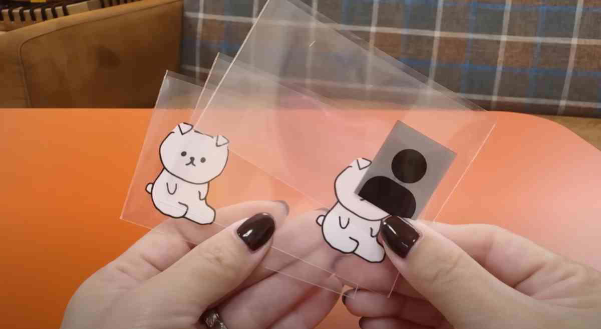 大切なカードをしっかりガード, 個人情報もしっかり隠せる！安心設計のマイナンバーカード用スリーブ, セリアの「カード保護スリーブ」の詳細, 学生証や免許証をかわいく＆しっかり保護！, 薄くて丈夫！お財布にもすっきり収まるスリーブ, セリアの「免許証・学生証用スリーブ」の詳細