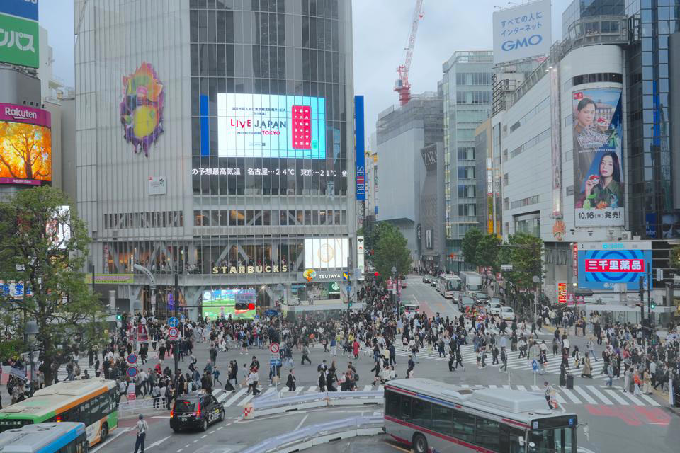 首都圏有数のターミナル駅「渋谷」, 渋谷は「中途半端」、新宿との差は地下街と鉄道アクセス, 平日と週末で「顔が違う街」、IT系は飲みに行かない？, 渋谷の“流出先”は、恵比寿・三軒茶屋？, 問われる駅の「目的地化」、東京駅から学ぶべきこと