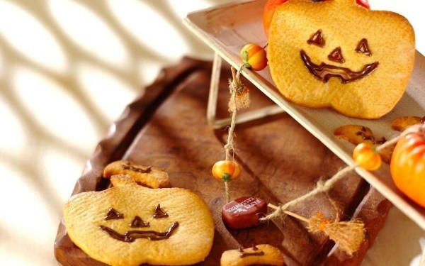 ハロウィンカボチャパイ, ハロウィンクッキー, パンプキンのシフォンケーキ, ハロウィンロリポップ, ハロウィンおばけのチョコレートケーキ, ハロウィンサラダ, コーンと野菜のキッシュ, まるごとカボチャのパーティーパンプキングラタン, ハロウィンおばけカレー