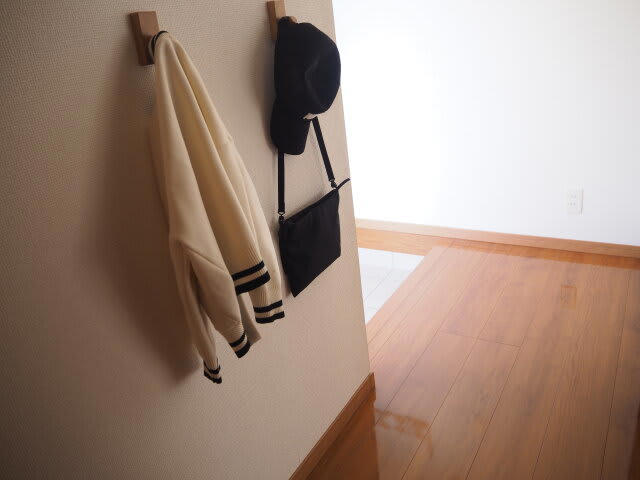 ①床置きしているものを観察してみる, ②もとある収納を活かす, ③モノの定位置をつくってあげる, ④片付けを習慣化する, ⑤家に入れる前に考える