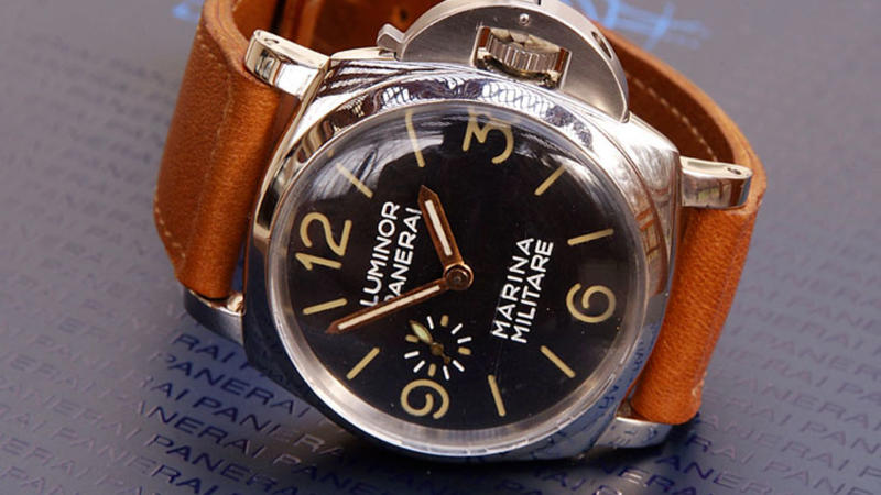 1. Rolex, 2. Patek Philippe, 3. Audemars Piguet, 4. Omega, 5. Cartier, 6. Tag Heuer, 7. Jaeger-LeCoultre, 8. Breitling, 9. Panerai, 10. Vacheron Constantin, 1. Seiko, 2. Orient, 3. Tissot, 4. Hamilton, 5. Casio, 6. Timex, 7. Citizen, 8. Bulova, 9. Baltic, 10. Dan Henry
