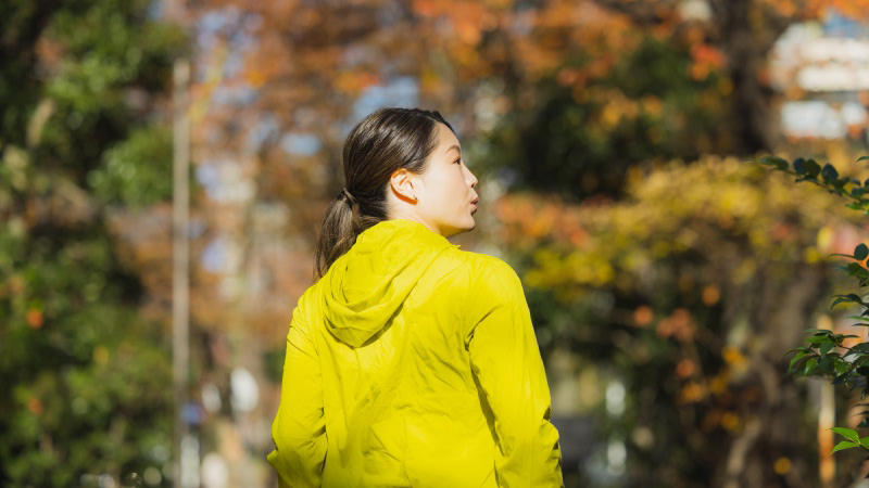 スロージョギングが「効果ありすぎ」と言われる理由, スロージョギングは老ける？デメリットはあるの？, スロージョギングの正しいやり方とポイント, 室内でのスロージョギング【天候に左右されない運動】, スロージョギングを続けるための秘訣, スロージョギングで健康的な生活を