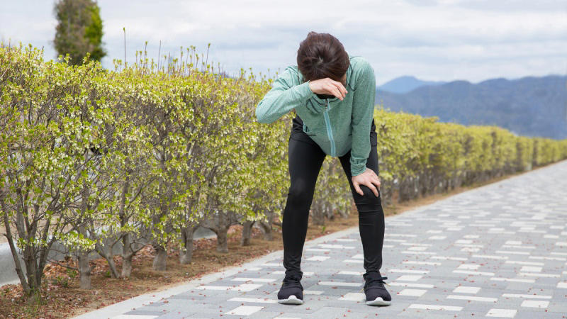 スロージョギングが「効果ありすぎ」と言われる理由, スロージョギングは老ける？デメリットはあるの？, スロージョギングの正しいやり方とポイント, 室内でのスロージョギング【天候に左右されない運動】, スロージョギングを続けるための秘訣, スロージョギングで健康的な生活を