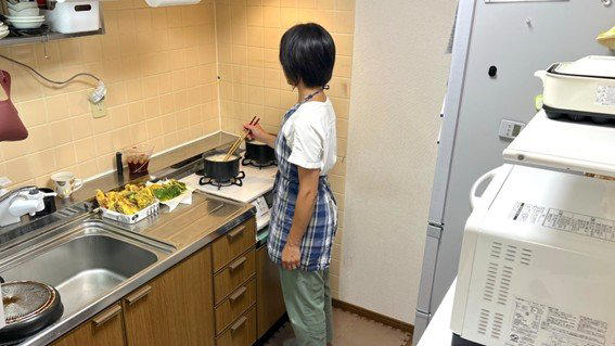 食材1：あらゆる食材と相性がよい「モヤシ」, 食材2：一品でもかさ増しでも大活躍の「豆腐」, 食材3：幅広いアレンジ料理が楽しめる「油揚げ」, 食材4：コスパも使い勝手も最高な「鶏肉」, 食材5：どんな料理にも合う万能野菜「キャベツ」
