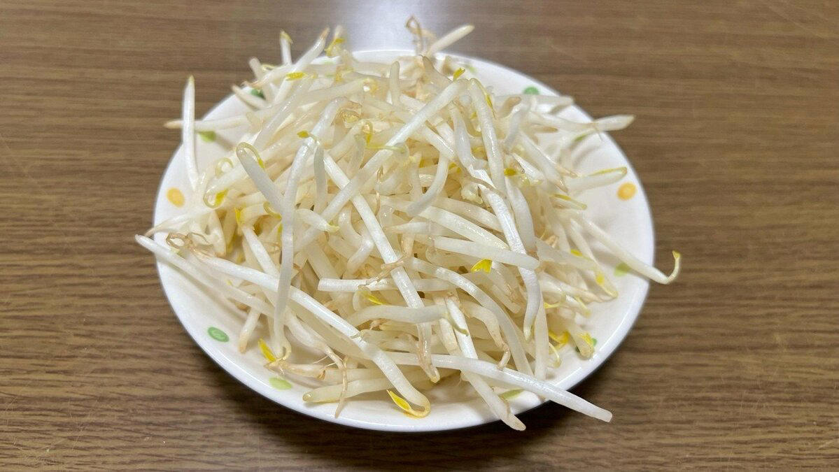 食材1：あらゆる食材と相性がよい「モヤシ」, 食材2：一品でもかさ増しでも大活躍の「豆腐」, 食材3：幅広いアレンジ料理が楽しめる「油揚げ」, 食材4：コスパも使い勝手も最高な「鶏肉」, 食材5：どんな料理にも合う万能野菜「キャベツ」