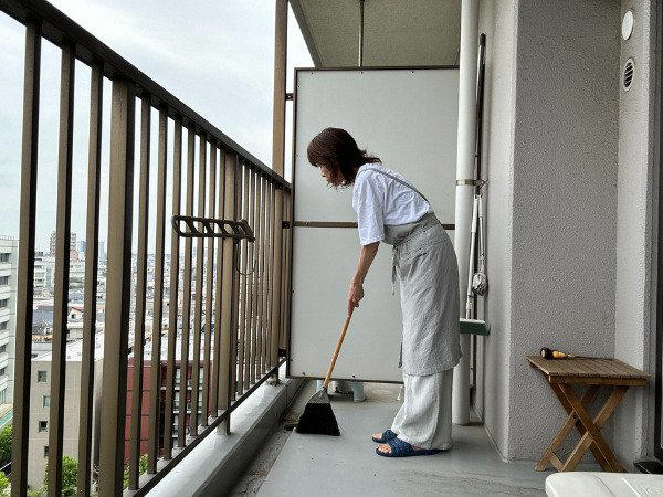 1：服と寝具の入れ替えタイミングで「クローゼット」をリセット, 2：「加湿器・空気清浄機」のお手入れ, 3：エアコンのお手入れと掃除方法, 4：玄関・ベランダ・外周りのリセット, 5：照明器具のお手入れ
