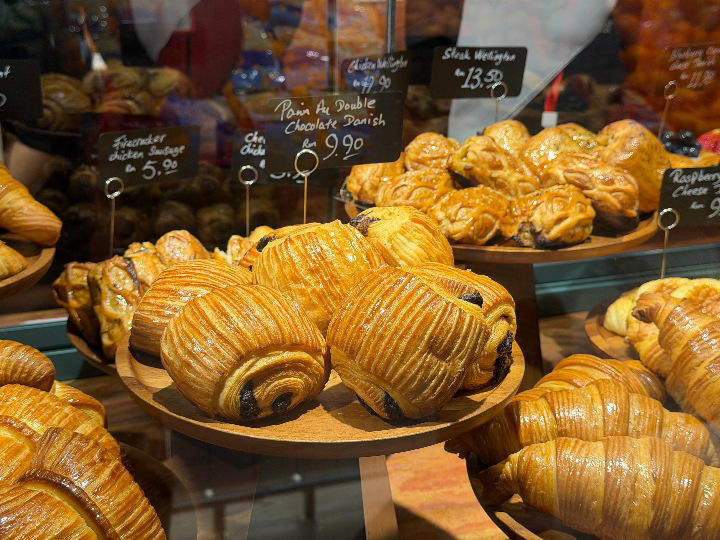 Where freshness meets finesse, A taste of the sea at laüt, Smart, seamless, and so convenient, A lifestyle destination