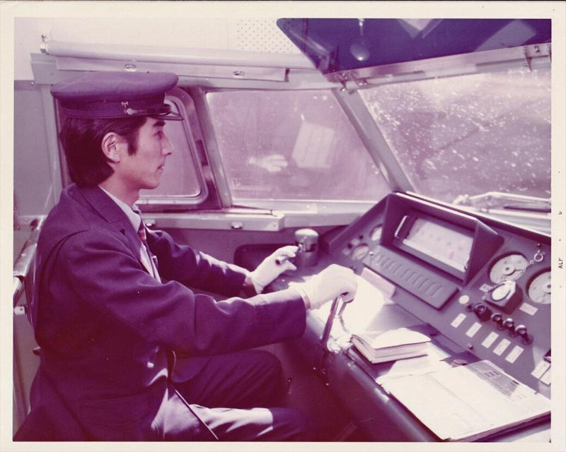 「新幹線運転士」への遠い道のり, 「狭き門」突破し新幹線運転士に, 「難関」名古屋駅でオーバーラン, 雪の関ケ原を走る苦労, 運転士2人乗務だった「ひかり」, 鉄道は何より安全が大事
