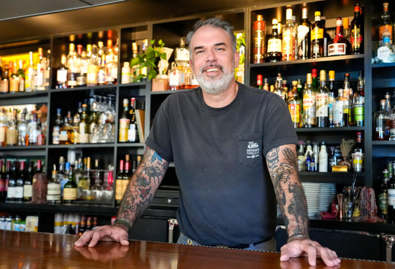 Mid-City Restaurant, Downtown , The Echo, Hyde Park, The National Exemplar, Mariemont, Sudova, Downtown, Colette, Over-the-Rhine, Arnold's, Downtown, Maury's Tiny Cove, Cheviot, Wayfarer Tavern, Dayton, Kentucky, The Code Room bar in the back of Zip's, Mount Lookout, The Pickled Pig, Walnut Hills, Carmelo's, Covington