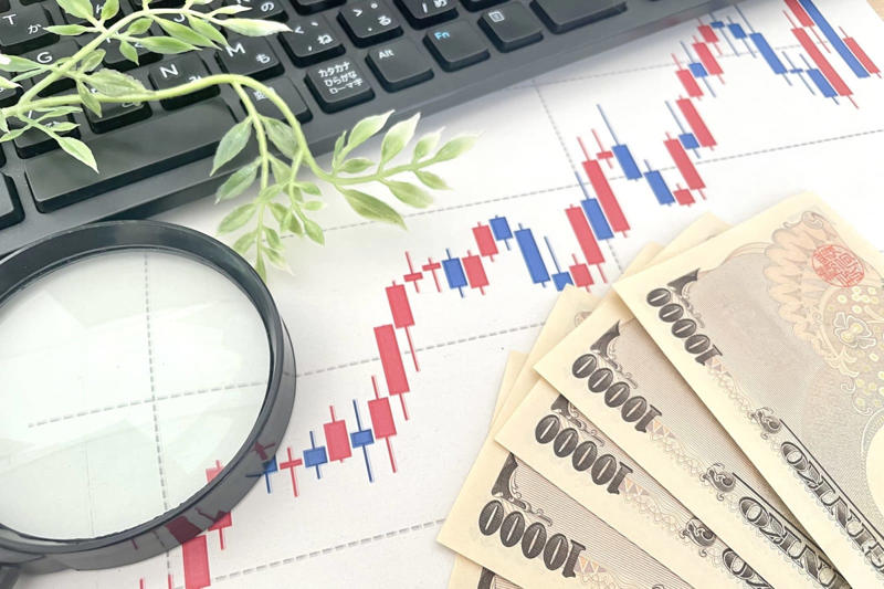 日経平均は最高値更新でも、自分の株が上がらない理由, 利益を伸ばすために見直すべき売買ルール, ポートフォリオを「勝ち残る銘柄構成」に変える, トレンドフォローを意識した銘柄選びの重要性, 勝ち残る銘柄だけを残すための戦略と実践ポイント, エントリー・イグジットのルールを決めて感情を排除する, 1.損切りを早く, 2.利益確定を急がない, 3.ルール化する, トレンドの強さ・継続性を確認する, 「パーフェクトオーダー」でトレンドを判断する, パーフェクトオーダーを活用する流れ, 1.移動平均線をチャートに出す, 2.並びを確認する, 3.株価の位置も確認する, 4.エントリーとイグジット, 利益を伸ばすための6つのポイントまとめ