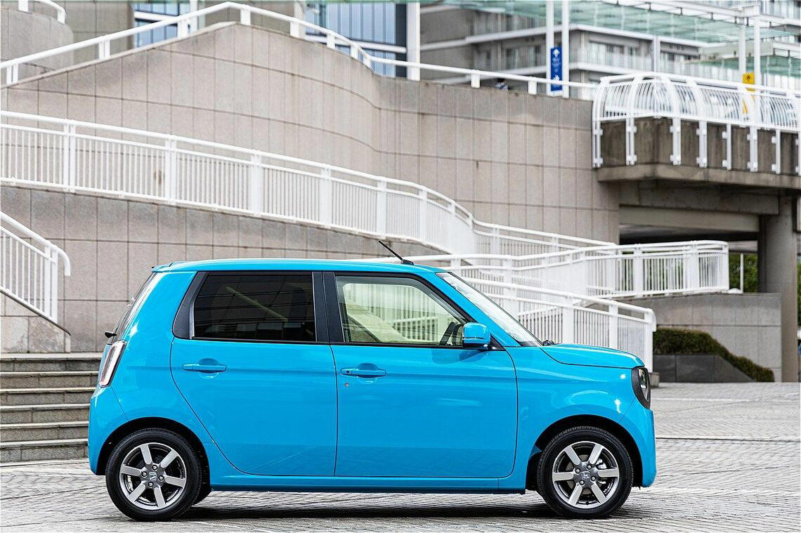 軽自動車のN-ONEをベースにEV化, グレードはシンプルに2種類, 運転席やドライビングポジション, BEVとしての動力性能, ホンダ初のシングルペダルコントロール, ハンドリングについて, 航続距離は295kmを実現, 先進運転支援システム「ADAS」, 充電方法・充電設備, ホンダチャージの普及状況, 補助金の活用でガソリン車と変わらない価格に