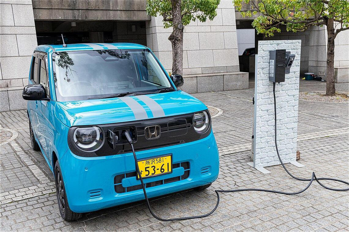 軽自動車のN-ONEをベースにEV化, グレードはシンプルに2種類, 運転席やドライビングポジション, BEVとしての動力性能, ホンダ初のシングルペダルコントロール, ハンドリングについて, 航続距離は295kmを実現, 先進運転支援システム「ADAS」, 充電方法・充電設備, ホンダチャージの普及状況, 補助金の活用でガソリン車と変わらない価格に