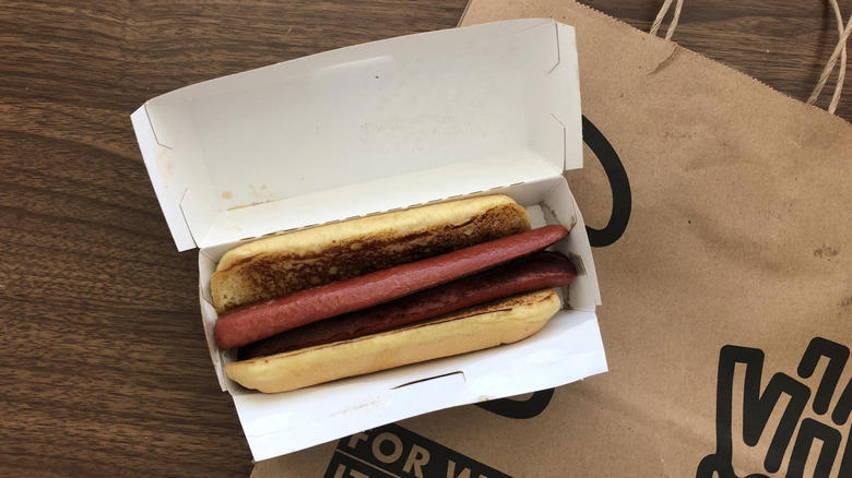 10. Dairy Queen Hot Dog, 9. Skyline Chili Plain Hot Dog, 8. Sonic All-American Dog, 7. Sheetz Made-to-Order Hot Dog, 6. Rally's Grilled Hot Dog, 5. Swensons Hot Dog, 4. Costco Hot Dog, 3. Freddy's Vienna All-Beef Hot Dog, 2. Five Guys Hot Dog, 1. Shake Shack Flat-Top Hot Dog