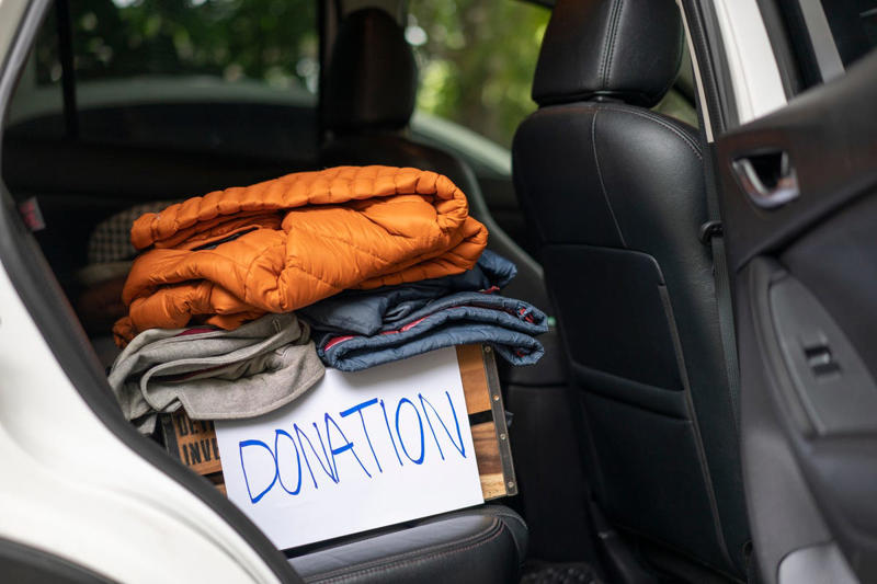 4) Loose change, 6) Donations, 7) Loose paperwork, 8) Reusable grocery bags, 9) Empty air fresheners and hand sanitizers, 10) Old pens