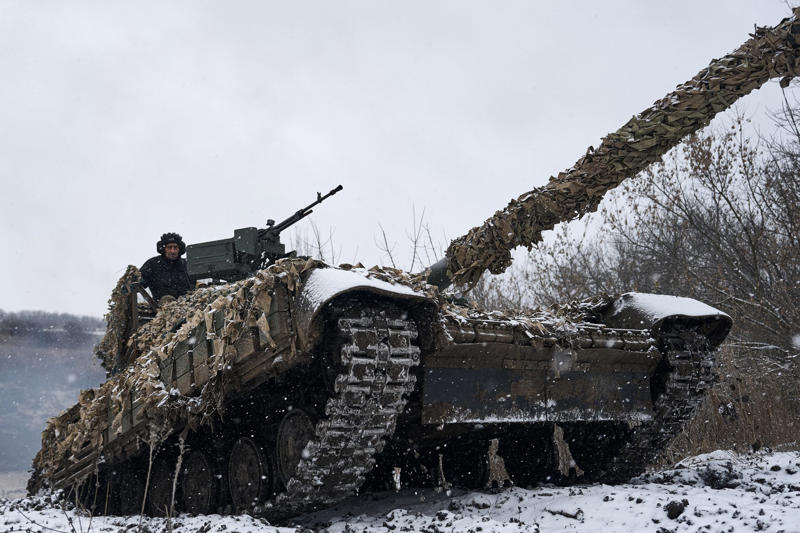 ロシア陣地に対する空爆, ウクライナ軍参謀本部が公開, ロシア・クルスク州の陣地を攻撃, 第60自動車化狙撃旅団が展開, ドローン攻撃の拠点だった, ロシア軍の能力を削ぐ, 米国製の爆弾「マーク83」を使用か, 「JDAM-ER」を用いて誘導弾化, 2月初旬にも動画を公開, 「Su-27フランカー」から投下する動画も