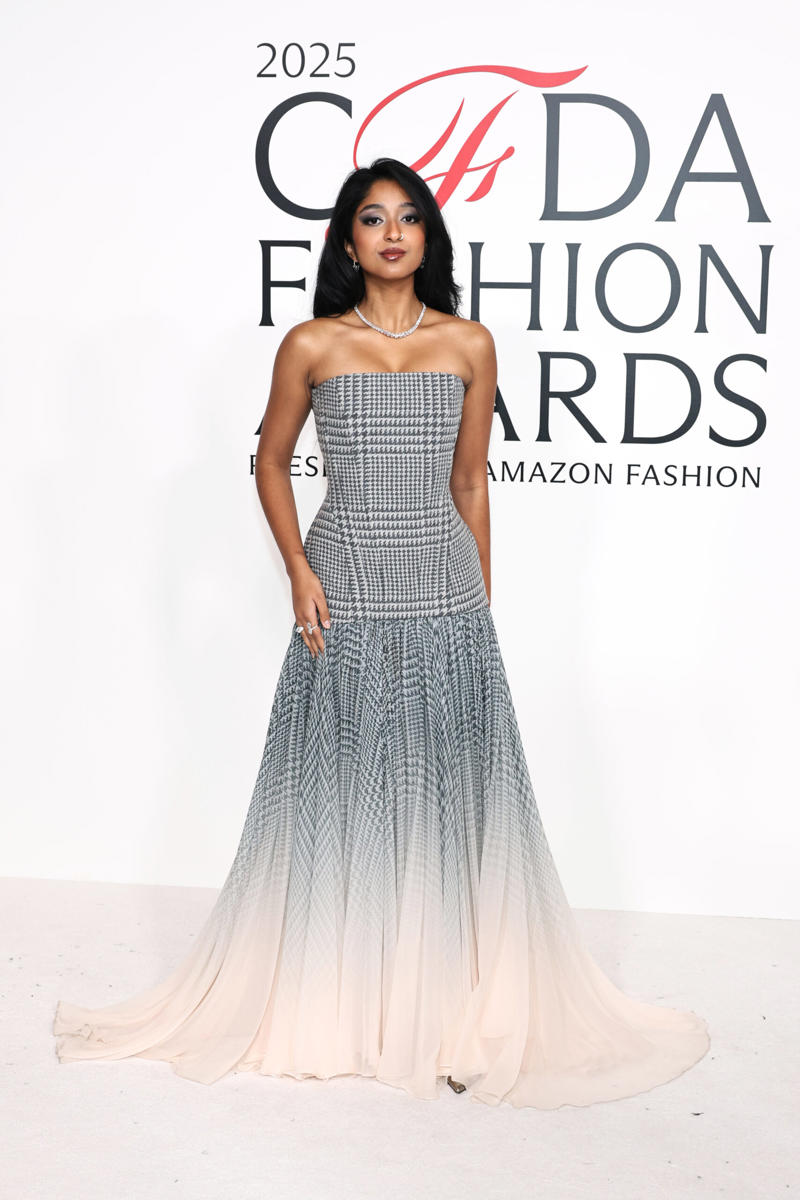 Olivia Dean , Addison Rae , Ejae , Teyana Taylor , Rihanna And A$AP Rocky , Dove Cameron , Maitreyi Ramakrishnan , Julianne Moore , Britt Lower , Leslie Bibb , Laura Harrier , Ashley Graham , Brittany Snow , Elsa Hosk , Rain Spencer , Kelsea Ballerini , Barbara Palvin , Nina Dobrev , Gabbriette Bechtel , Lily Allen , Nicky Hilton , Renee Rapp , Taylor Hill , Chloe Fineman , Saweetie , Sara Moonves And Jennifer Lawrence , Sunisa Lee , Alex Consani