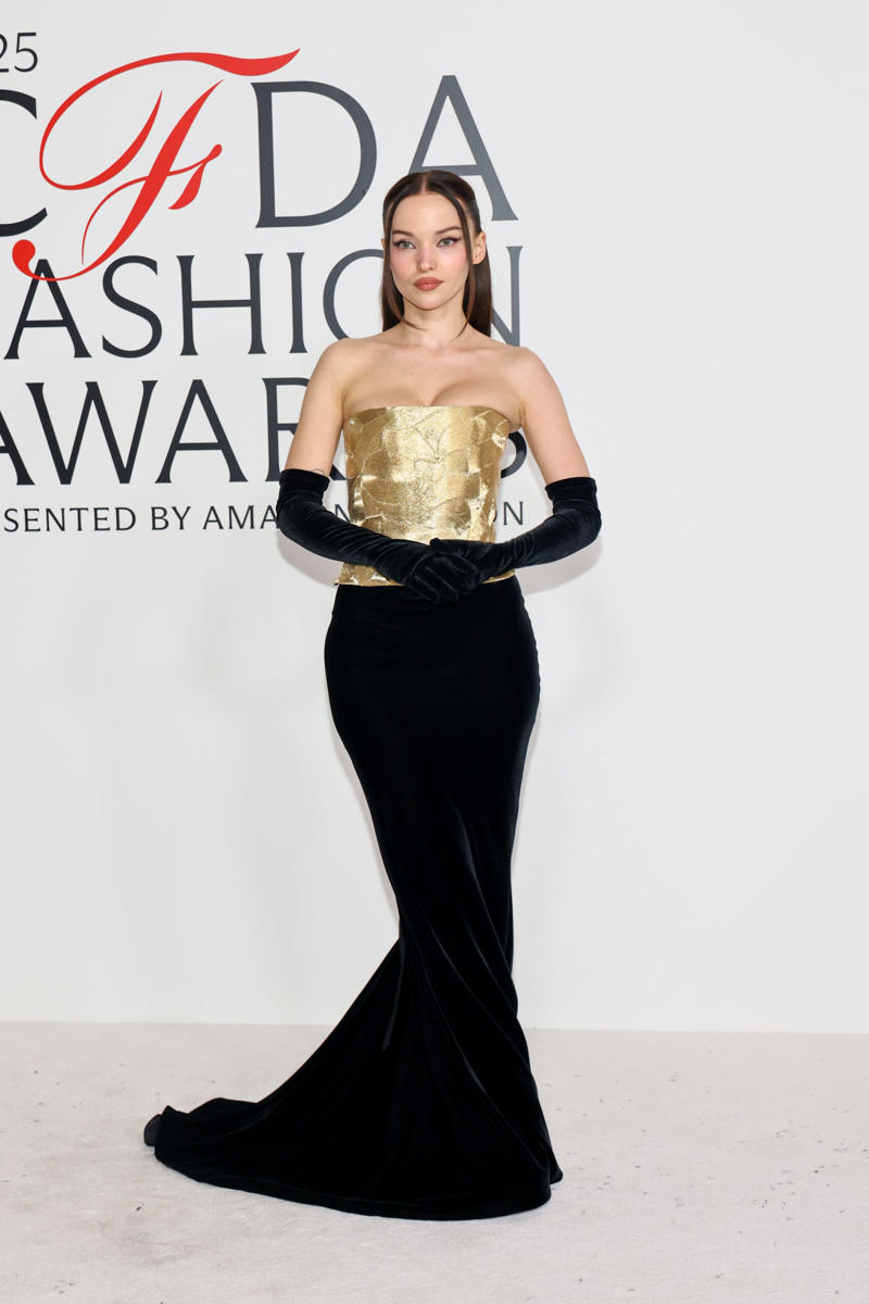 Olivia Dean , Addison Rae , Ejae , Teyana Taylor , Rihanna And A$AP Rocky , Dove Cameron , Maitreyi Ramakrishnan , Julianne Moore , Britt Lower , Leslie Bibb , Laura Harrier , Ashley Graham , Brittany Snow , Elsa Hosk , Rain Spencer , Kelsea Ballerini , Barbara Palvin , Nina Dobrev , Gabbriette Bechtel , Lily Allen , Nicky Hilton , Renee Rapp , Taylor Hill , Chloe Fineman , Saweetie , Sara Moonves And Jennifer Lawrence , Sunisa Lee , Alex Consani