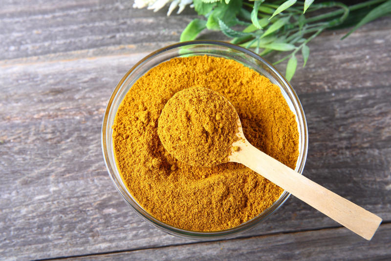 Bay leaf, Black pepper, Cayenne red pepper, Celery salt, Ground cinnamon, Chili powder, Ground cumin, Dill weed, Curry powder, Garlic powder, Garlic salt, Ground ginger, Himalayan pink salt, Italian seasoning, Dry mustard powder, Ground nutmeg, Lemon pepper, Onion powder, Parsley flakes, Red pepper (crushed), Poppy seeds, Seasoned salt, Rubbed sage, Sesame seeds