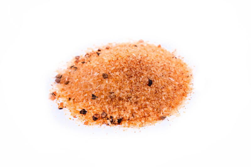 Bay leaf, Black pepper, Cayenne red pepper, Celery salt, Ground cinnamon, Chili powder, Ground cumin, Dill weed, Curry powder, Garlic powder, Garlic salt, Ground ginger, Himalayan pink salt, Italian seasoning, Dry mustard powder, Ground nutmeg, Lemon pepper, Onion powder, Parsley flakes, Red pepper (crushed), Poppy seeds, Seasoned salt, Rubbed sage, Sesame seeds