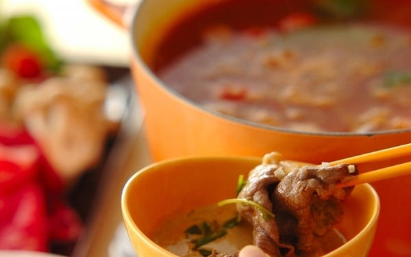 ワインしゃぶしゃぶ, イタリアンしゃぶしゃぶ, 豚肉でしゃぶしゃぶ 基本のたれレシピ, 豚肉のしゃぶしゃぶ, 豚肉と水菜のトロロポン酢鍋, 野菜たっぷり！ さっぱりブリしゃぶ鍋, タイ風しゃぶしゃぶ鍋