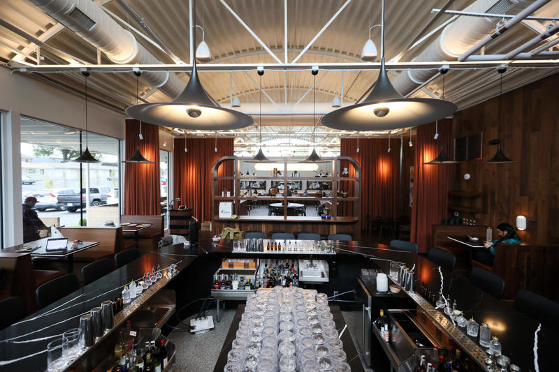 Butteriffic Bakery and Cafe, Earnestine & Hazel’s, Fat Charlie's Speakeasy, A&R Bar-B-Que, Cozy Corner BBQ, Charlie Vergos Rendezvous, Coastal Fish Company, Flight Restaurant and Wine Bar, Porch & Parlor, Southern Social, Best Memphis-style BBQ, Michelin Guide to the American South