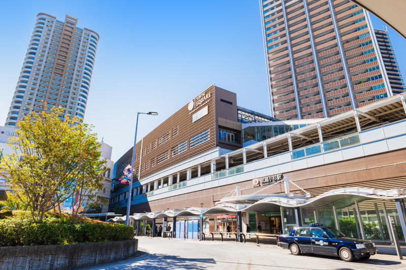 新線の東急新横浜線はどれくらいの人が利用している？, 東京・渋谷～日本最大の都市・横浜を結ぶ東急東横線, 東横線の主要駅の日吉から目黒を結ぶ目黒線の状況は？, 東急が開発した横浜丘陵の町々を結ぶ東急田園都市線, 大井町と溝の口・二子玉とを南北に結ぶ大井町線, ローカル路線感が漂う池上線, 東京南部の南北移動を担う路線、多摩川線, いよいよ東急電鉄全体での乗降人員ベスト15とワースト5、1位は・・・