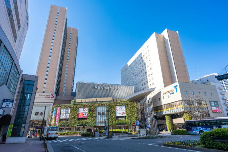 新線の東急新横浜線はどれくらいの人が利用している？, 東京・渋谷～日本最大の都市・横浜を結ぶ東急東横線, 東横線の主要駅の日吉から目黒を結ぶ目黒線の状況は？, 東急が開発した横浜丘陵の町々を結ぶ東急田園都市線, 大井町と溝の口・二子玉とを南北に結ぶ大井町線, ローカル路線感が漂う池上線, 東京南部の南北移動を担う路線、多摩川線, いよいよ東急電鉄全体での乗降人員ベスト15とワースト5、1位は・・・