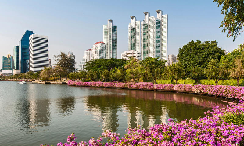 Central Park, Tingly Thai Cooking School, Lumphini Park, Chatuchak Weekend Market, Soi Nana, The Grand Palace, Chinatown, The Jim Thompson House, Benchakitti Park, Talat Noi Street Art, Wat Arun, Smiling Albino, Manohra Dinner River Cruise, Blue Elephant Cooking School, 100 Tonson Foundation