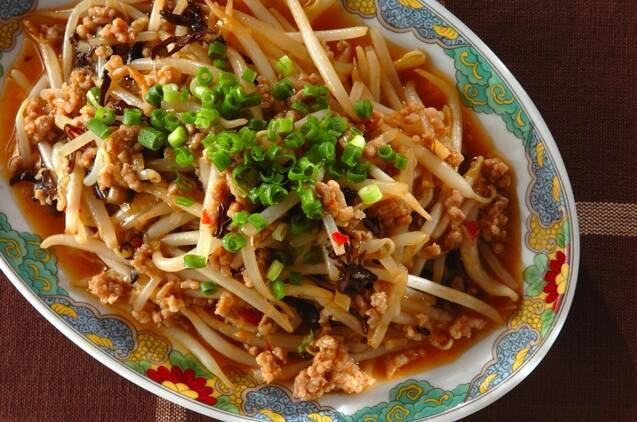 ・時短！ 絶品！ 豚ひき肉の卵炒め, ・そぼろとブロッコリーの炒め物, ・10分でできる麻婆もやし, ・ピーマンシューマイ, ・シャキシャキ豚セロリ炒め, ・高野豆腐de麻婆, ・ひき肉とナスのみそ炒め
