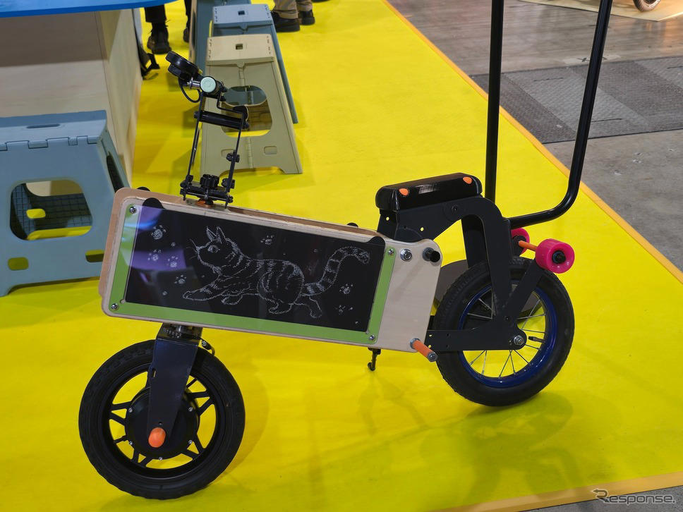 ◆日本一周4万6000kmを走破した自作ミニカーが受注生産へ, ◆ロボット化する未来のモビリティを提案, 大阪万博で運用されたAIスーツケースの実機を展示, ◆木製カートで地域観光と教育に貢献, ◆子どもの創造力を育むキッズバイク, ◆椿本チエインと共同開発の電動3輪Cargo, ◆プラスチックファスナーでカスタマイズ提案, ◆タタメルバイクプラスでさらなる個性を