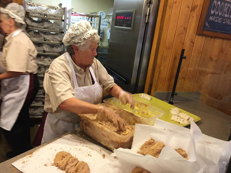 What Is Dollywood’s Grist Mill Cinnamon Bread?, What Makes This Cinnamon Bread Special?, How To Get The Cinnamon Bread Without A Long Wait, What Other Can't-Miss Foods Does Dollywood Have?