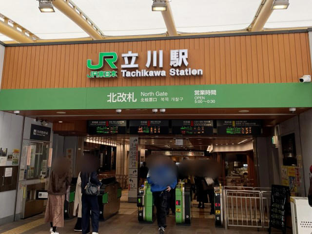 ・念願の初オリーブ, ・つまみは300円台から, ・ワインは200円台, ・今日イチのサプライズ
