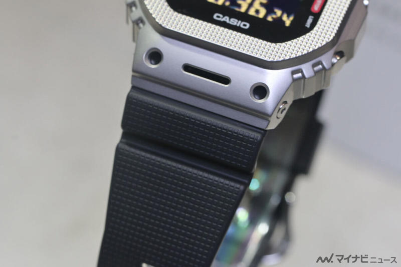 新生G-STEEL「GST-B1000」シリーズ登場！, 耐衝撃構造をAIとともに再構築した「GMW-BZ5000」シリーズ, ステップカウンターやライフログ、モバイルリンクをソーラー充電のみで賄える「GA-B010」シリーズ, ウレタン外装の最新オリジン「GW-BX5600」シリーズ, モノトーン メタルカバード「GM-5600M」「GM-2100M」シリーズ
