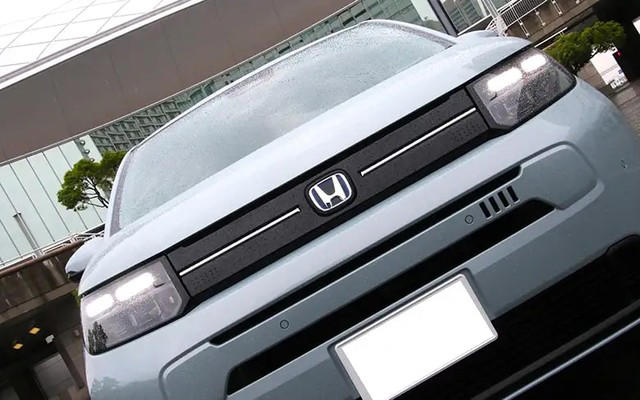 ホンダフリードの歴史・概要, コンセプト＆外装デザイン比較, 予防安全装備の比較, 内装、室内空間の比較, 走行性能、燃費性能の比較, おすすめは2代目フリード？それとも新型3代目フリード？, 2代目フリードのお勧めのグレードやオプションは？, 3代目フリード（GT系）のお勧めのグレードやオプションは？, 3代目フリード（GT系）の燃費、ボディサイズなどスペック